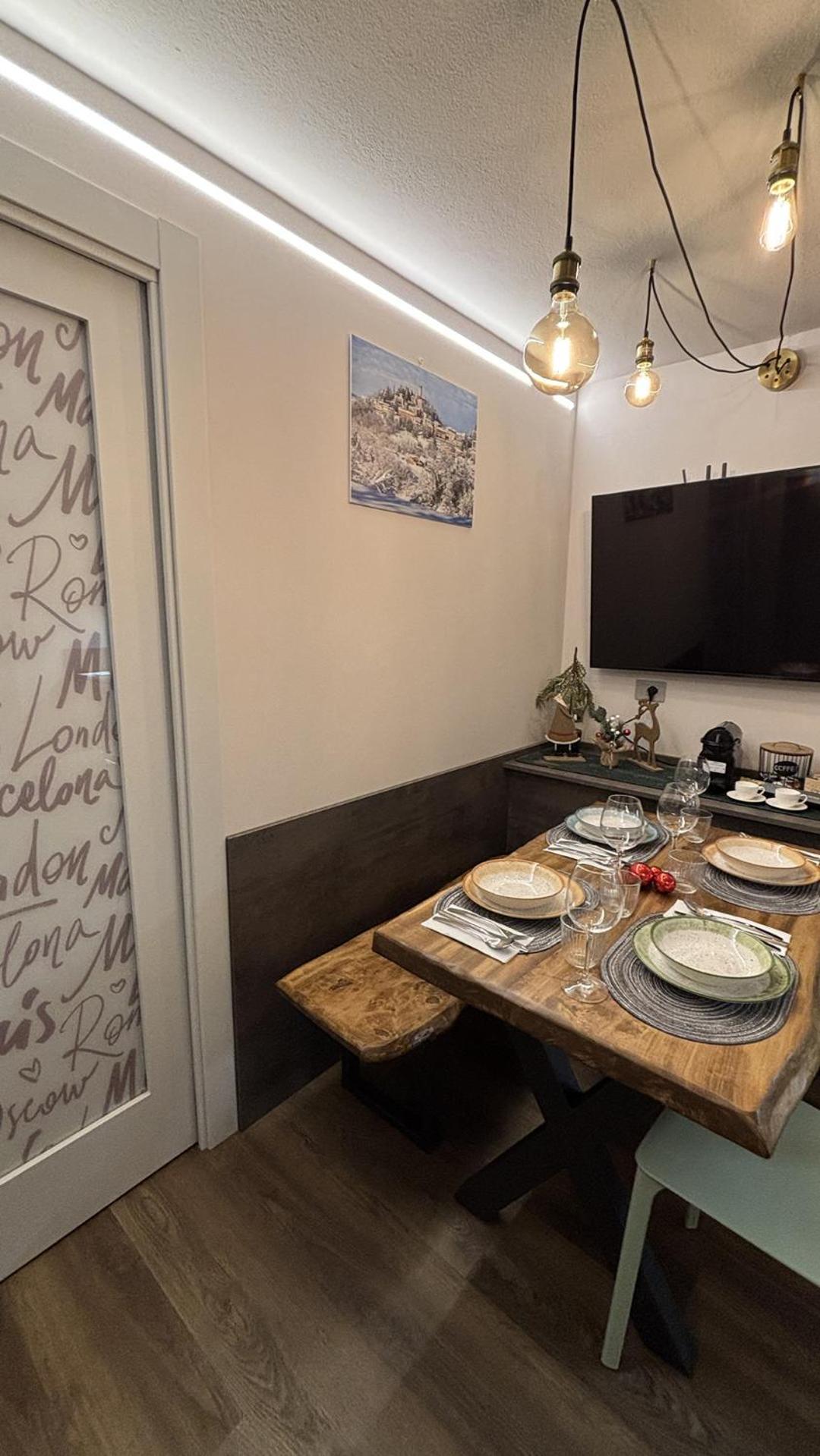 Torre Antica Montese Appartamento 1 ภายนอก รูปภาพ